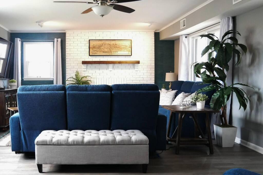 1908 Modern Farmhouse On Large Private Treed Lot 쇼니 외부 사진
