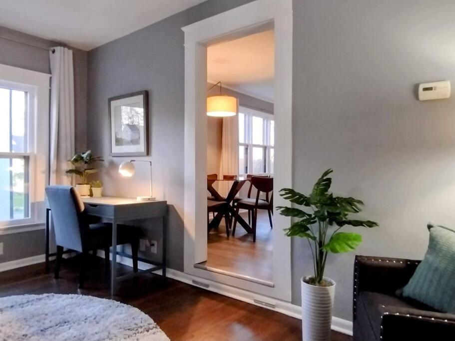 1908 Modern Farmhouse On Large Private Treed Lot 쇼니 외부 사진