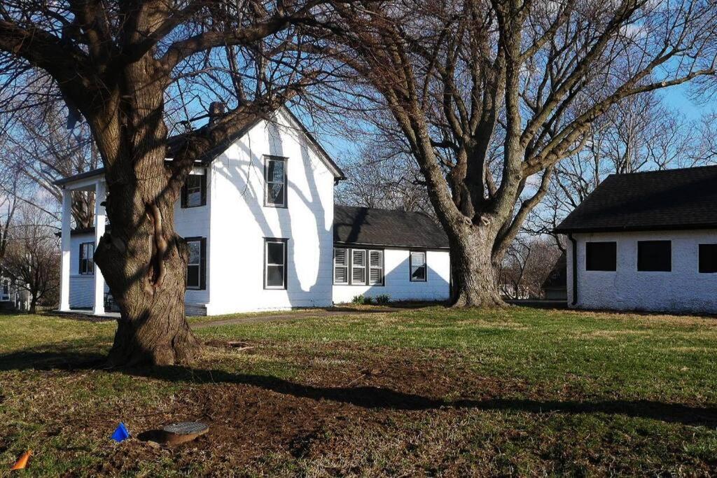 1908 Modern Farmhouse On Large Private Treed Lot 쇼니 외부 사진